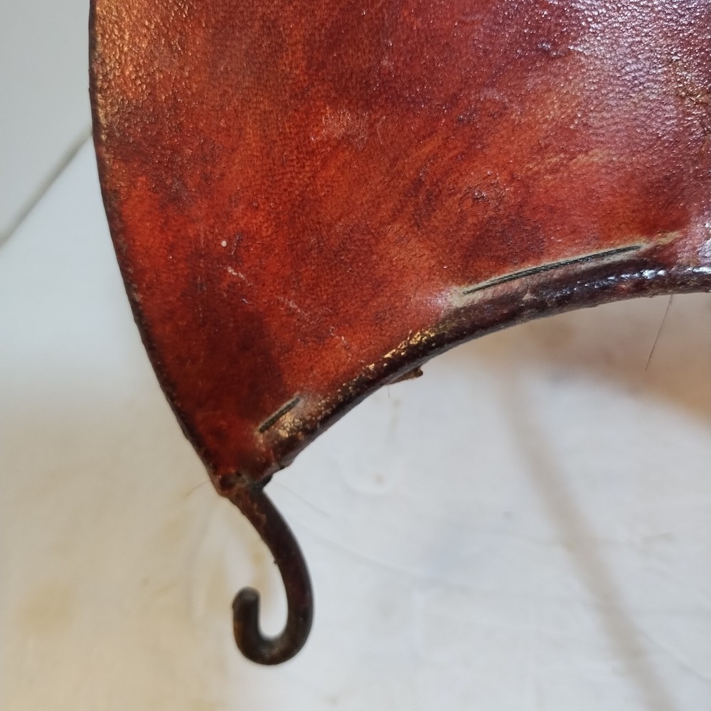 Vintage Pig Skin Table Lamp Iron Accent Light Spanish Red Leather Scroll Bedside - Picture 11 of 16